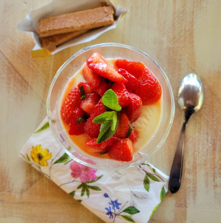 Panna cotta fraise menthe Papilles à l'affût